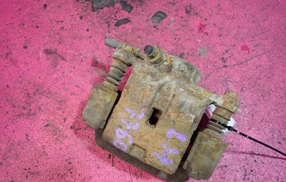 Subaru Forester SH Rear brake caliper
