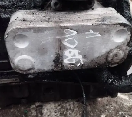 Engine oil radiator