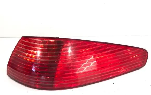 Rear/tail lights