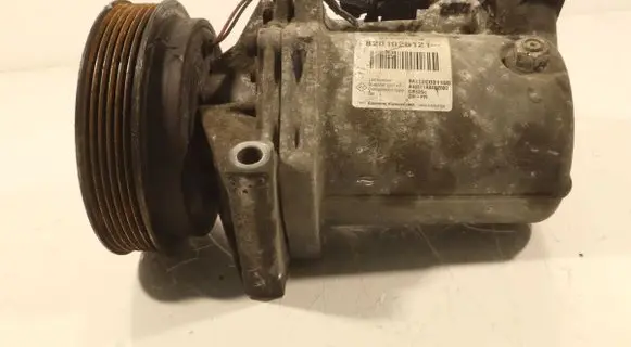 Renault Fluence Air conditioning (A/C) compressor (pump) 8201025121