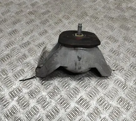 Hyundai Tucson IV NX4 Engine mount bracket 21810P0520