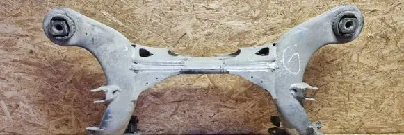 Mercedes-Benz E W211 Rear subframe 2110892 10547180
