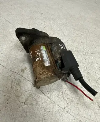Volkswagen PASSAT B6 Starter motor 02Z911023G