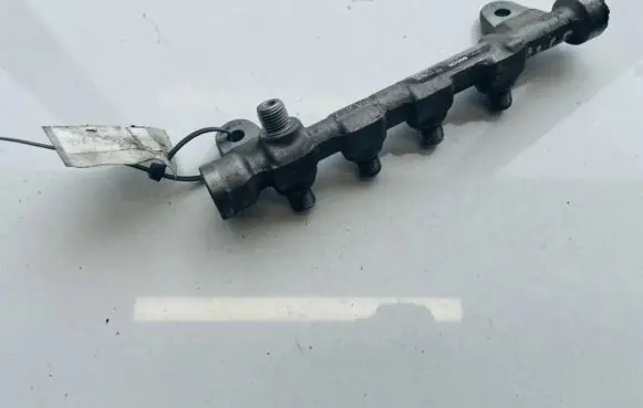 Opel Insignia A Fuel main line pipe 0445214221 55576177