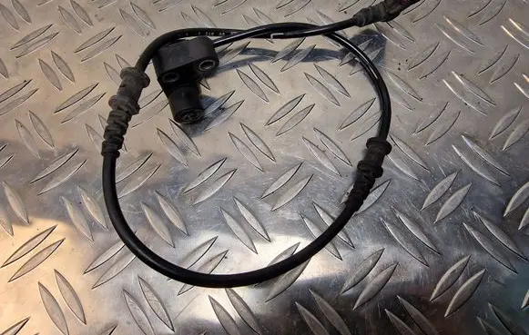 Mercedes-Benz A W168 ABS brake wheel speed sensor A1685400017