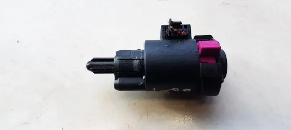 Audi A5 8T 8F Brake pedal sensor switch 4F0945459B 966935200