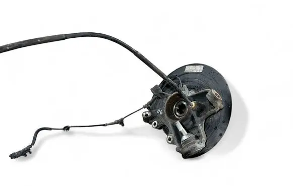 Rear wheel hub