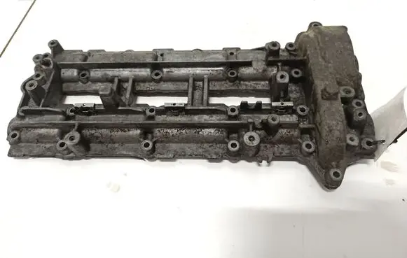 Mercedes-Benz ML W164 Rocker cam cover A6420101230
