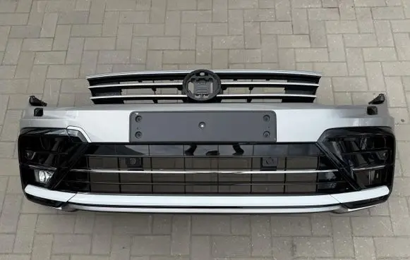 Volkswagen Tiguan Front bumper 5NA807221B