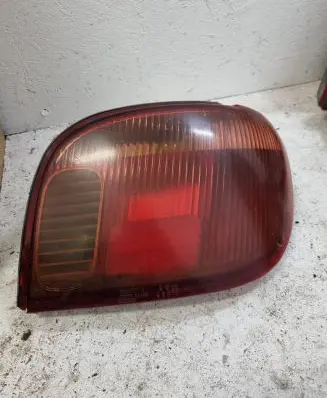 Toyota Yaris Rear/tail lights