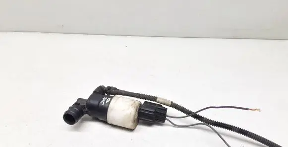 Volvo S60 Windscreen/windshield washer pump AV6117K624AA