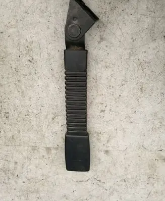 Hyundai Galloper Front seatbelt buckle