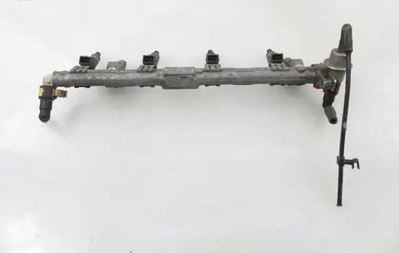 Ford Focus Fuel main line pipe 98MFBA 98MF9F593BA 98MF9H487BB