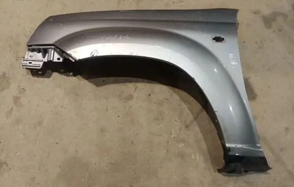 Nissan X-Trail T30 Fender 