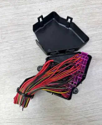 Audi A4 S4 B7 8E 8H Fuse box set 8D1941824 2337015