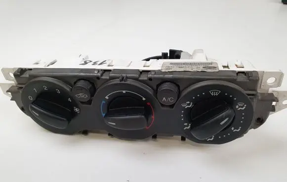 Ford Focus Climate control unit 7M5T19980BA