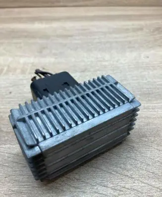 Opel Astra G Glow plug pre-heat relay 09132691 51299008Used WithPlug