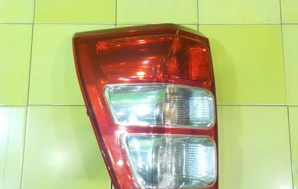 Suzuki Grand Vitara II Rear/tail lights XP251