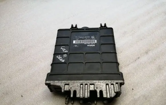 Volkswagen Golf III Engine control unit/module 1H0907311H 0261200784