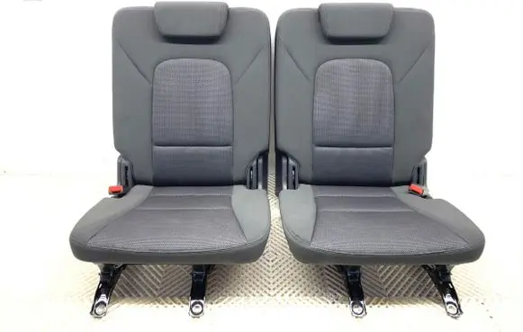 Hyundai Santa Fe Third row seats 