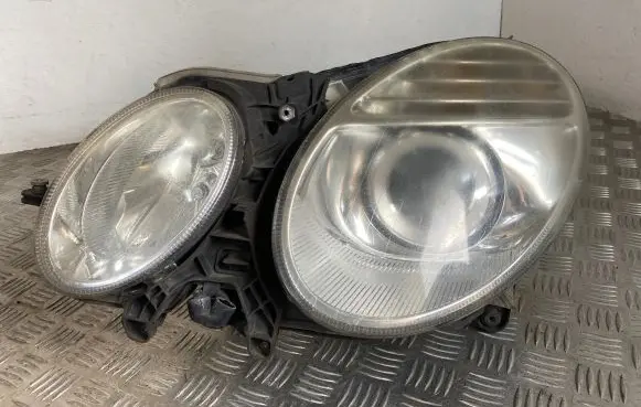 Mercedes-Benz E W211 Headlight/headlamp A2118709026 5DC00906000 A2118709126
