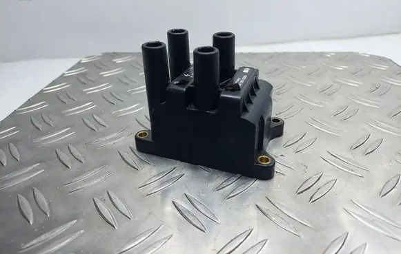 Ford Mondeo Mk III High voltage ignition coil 040100350