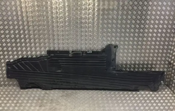 Mercedes-Benz C W206 Engine splash shield/under tray 