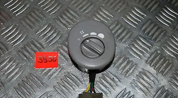 KIA Carnival Air conditioning (A/C) switch 