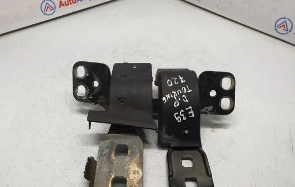 BMW 5 E39 Tailgate/trunk/boot hinge 8227946 41628227946