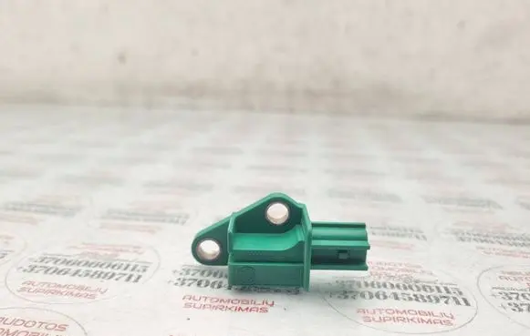 Volkswagen Touran I Airbag deployment crash/impact sensor 5M0909606A
