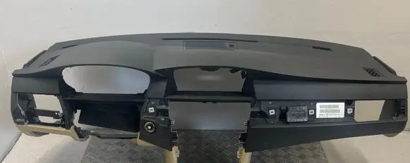 BMW 5 E60 E61 Dashboard 6960814