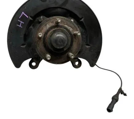 Ford Mustang V Front wheel hub 5R333108
