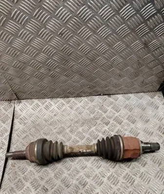 Toyota Avensis T250 Front driveshaft