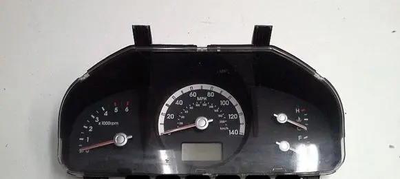 KIA Sportage Speedometer (instrument cluster) 940011F420