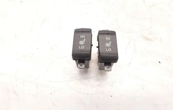 Honda Accord Seat heating switch M22831