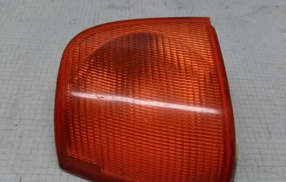 Audi 100 200 5000 C3 Front indicator light 42647R6