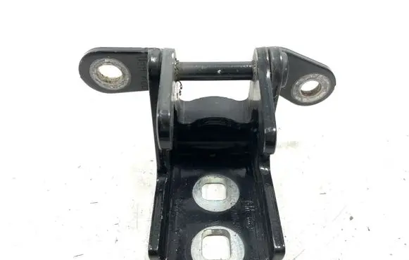 Opel Insignia A Rear door lower hinge ES03A046574