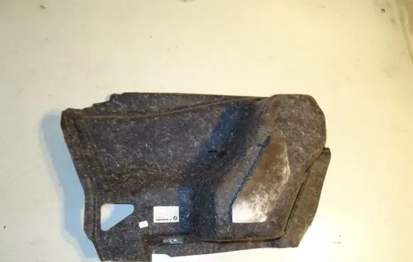 Trunk/boot side trim panel