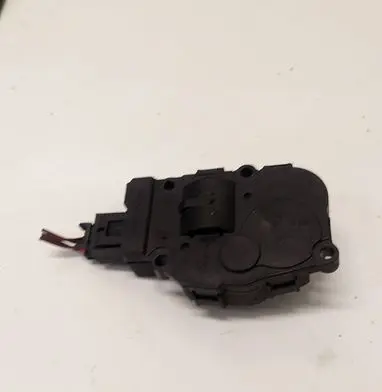 BMW 5 GT F07 Air flap motor/actuator 412650750