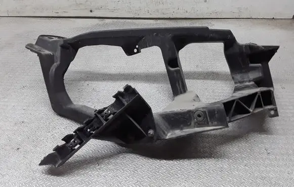 Mitsubishi Colt Headlight/headlamp mounting bracket MN105060