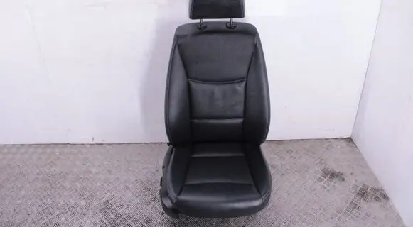 BMW X4 F26 Front passenger seat A046287