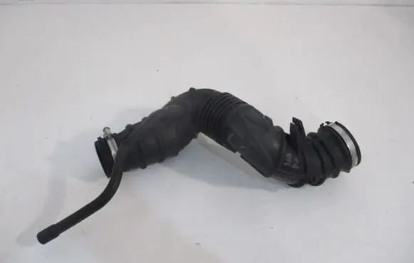 Renault Laguna III Air intake duct part 8200564342A