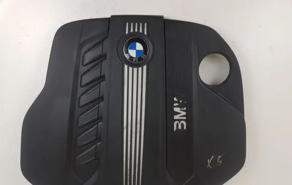 BMW X5 E70 Engine cover (trim) 8712063