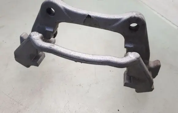 Toyota C-HR I Brake caliper pad carrier rear 
