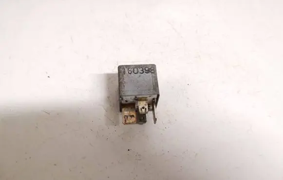 Audi A6 S6 C5 4B Other relay 8d0951253 v23134-j52-x300