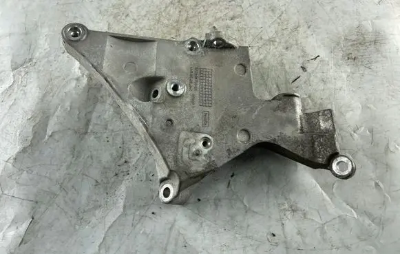 Jaguar XJ X351 Engine mounting bracket 9X233K738BA