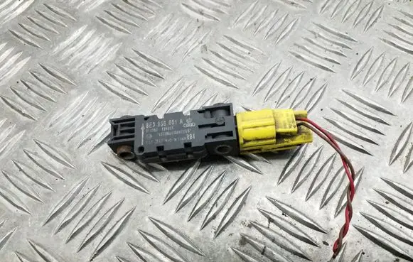 Audi A4 S4 B6 8E 8H Airbag deployment crash/impact sensor 8E0959651A