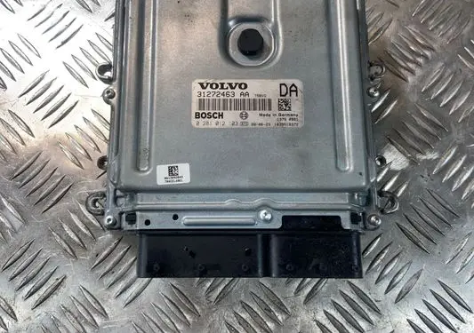 Volvo C30 Engine control unit/module 31272463AA