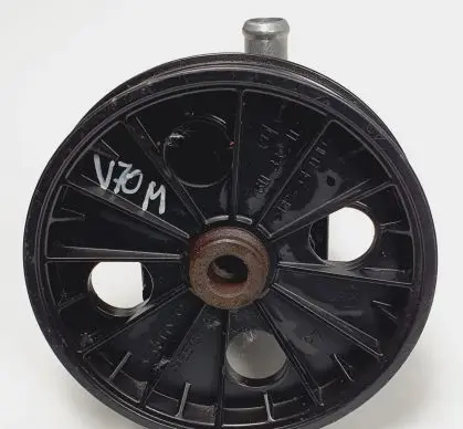 Volvo V70 Power steering pump 3122322