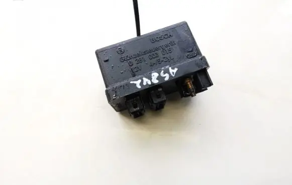 Glow plug pre-heat relay